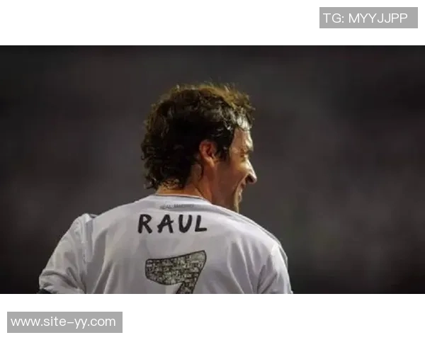 西超杯历史进球榜揭晓梅西14球领跑本泽马紧随其后莱万位列第三