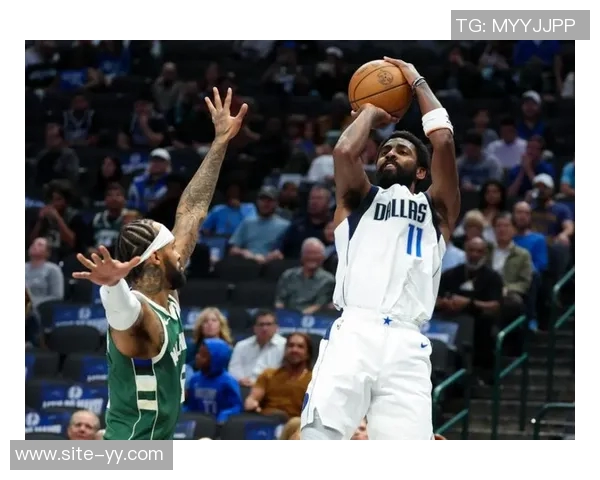 明天独行侠对阵雄鹿浓眉和加福德出战存疑莱夫利可能缺席比赛 明天独行侠对阵雄鹿浓眉和加福德出战存疑莱夫利可能缺席比赛